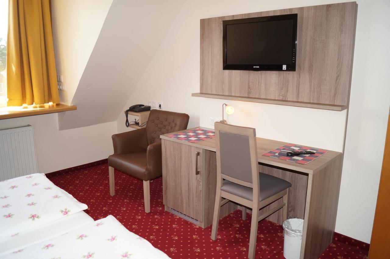 Hotel Neuses クックスハーフェン エクステリア 写真